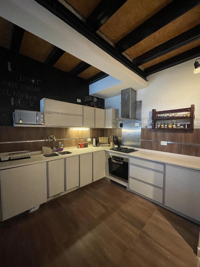 بيت شباب Roots Backpackers Rada Tilly المظهر الخارجي الصورة